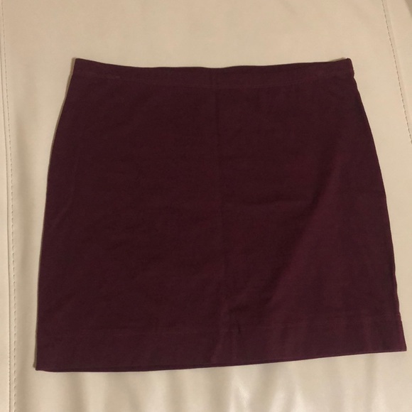 Burgundy Maroon Mini Skirt - Picture 1 of 2